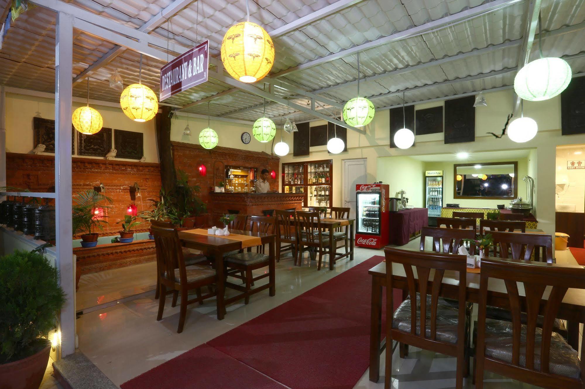 Aryatara Kathmandu Hotel מראה חיצוני תמונה