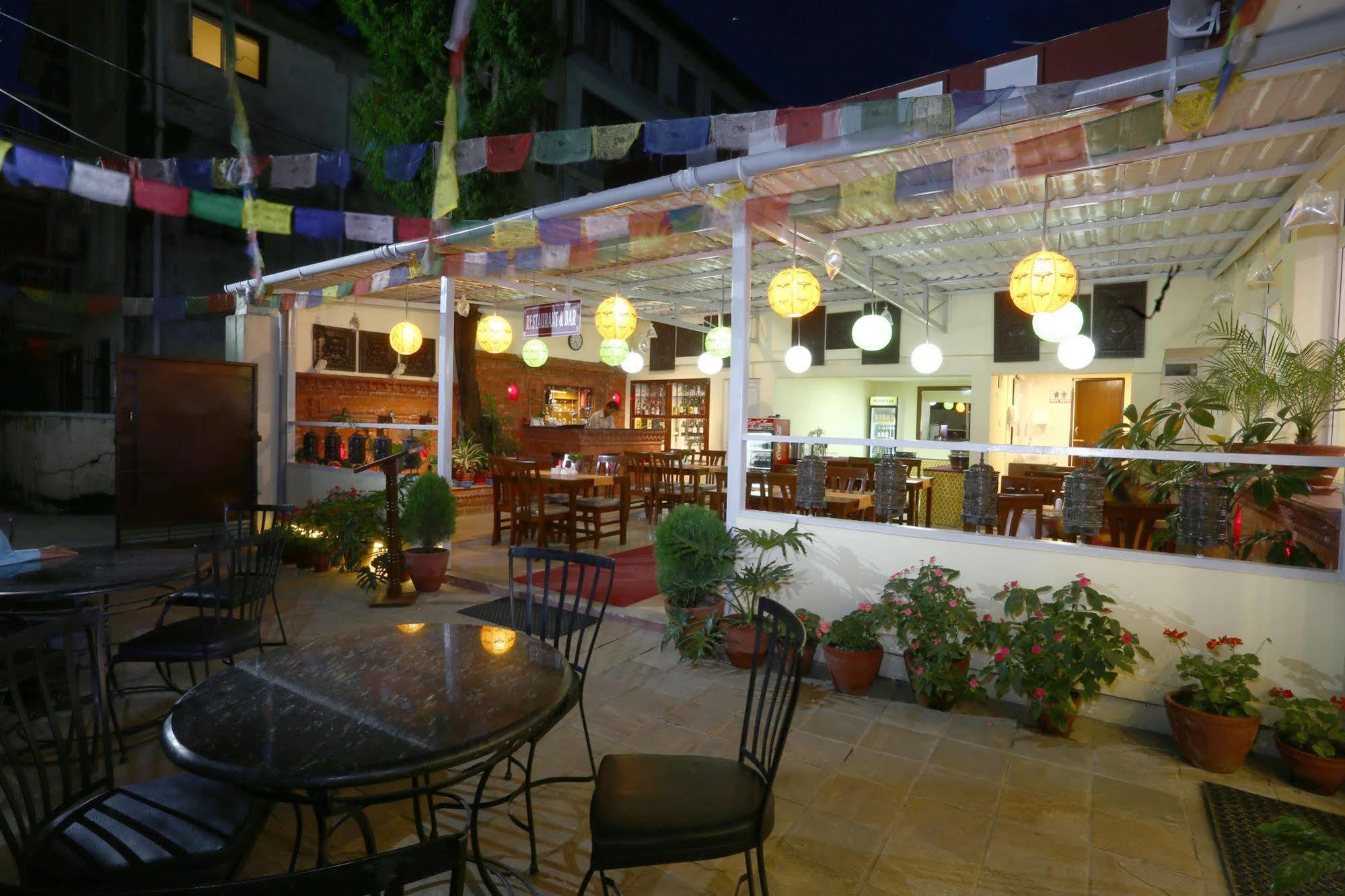 Aryatara Kathmandu Hotel מראה חיצוני תמונה
